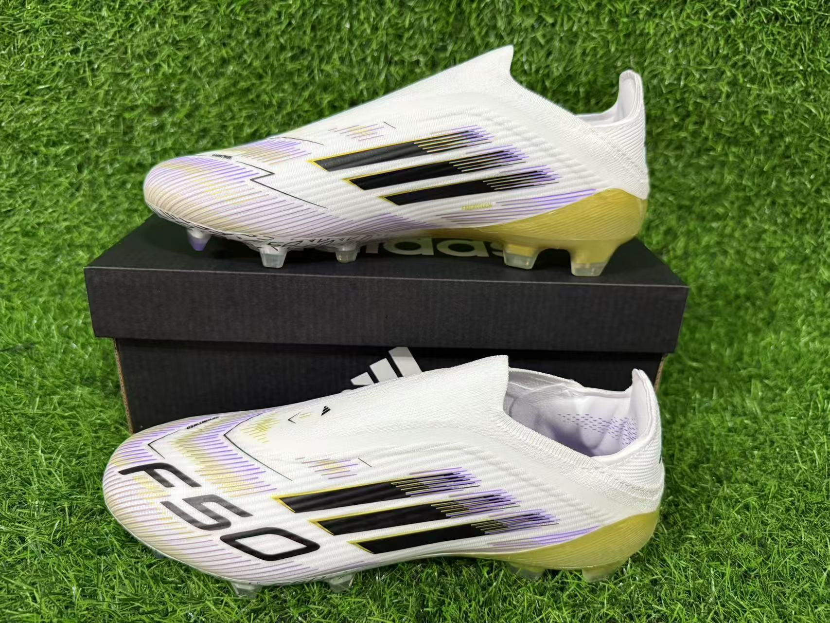 ADIDAS F50 ELITE LACELESS