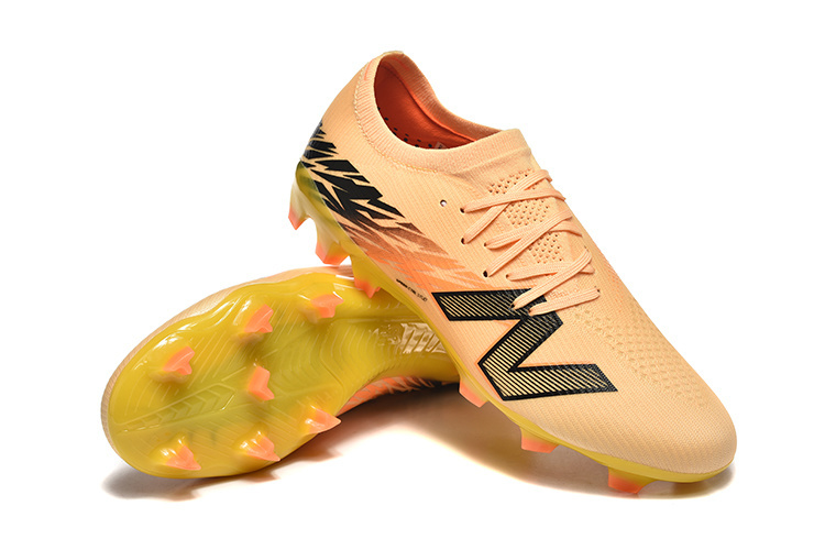 NEW BALANCE FURON V8 ELITE