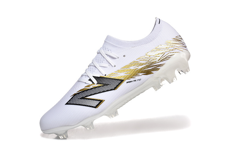 NEW BALANCE FURON V8 ELITE
